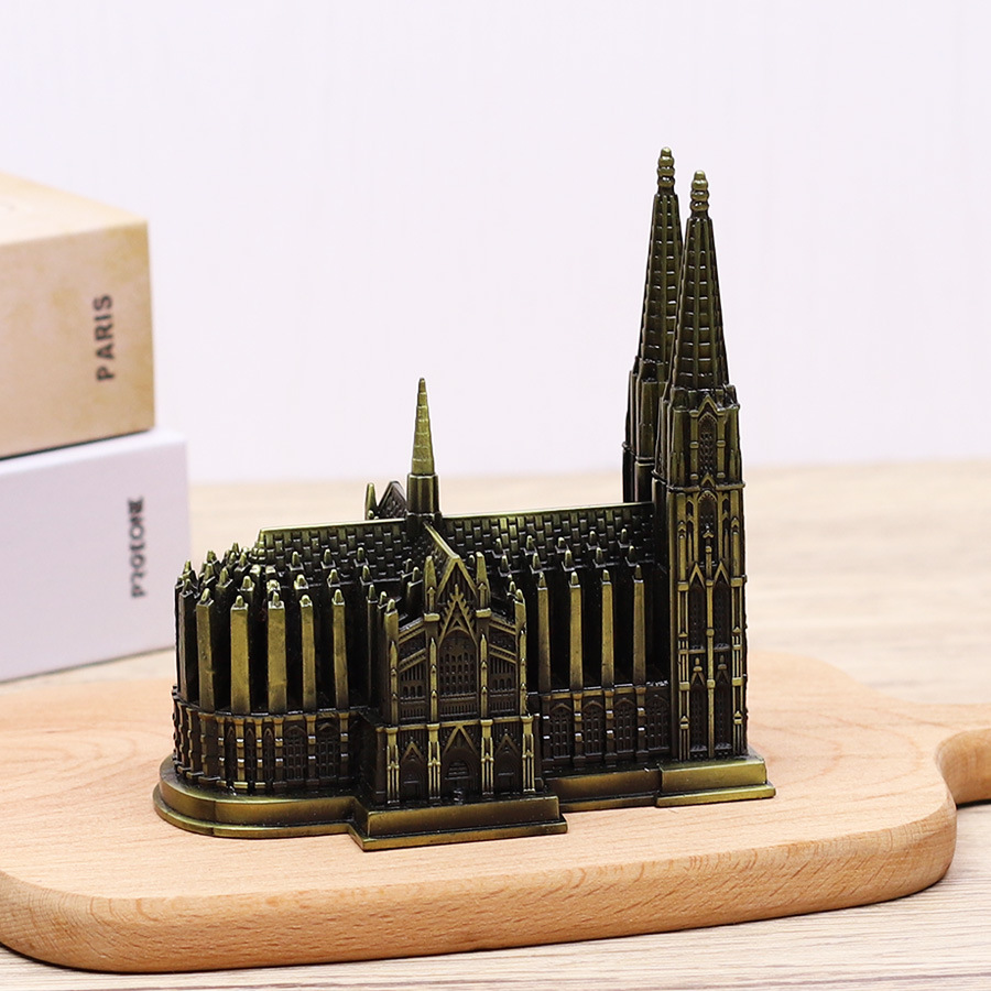 Germany Home Decor - Statua della Cattedrale di Colonia, Germania,
